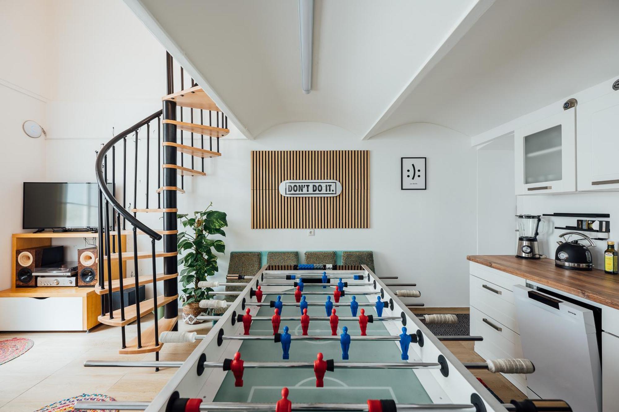 The Garage No.6 Apartment เวียนนา ภายนอก รูปภาพ